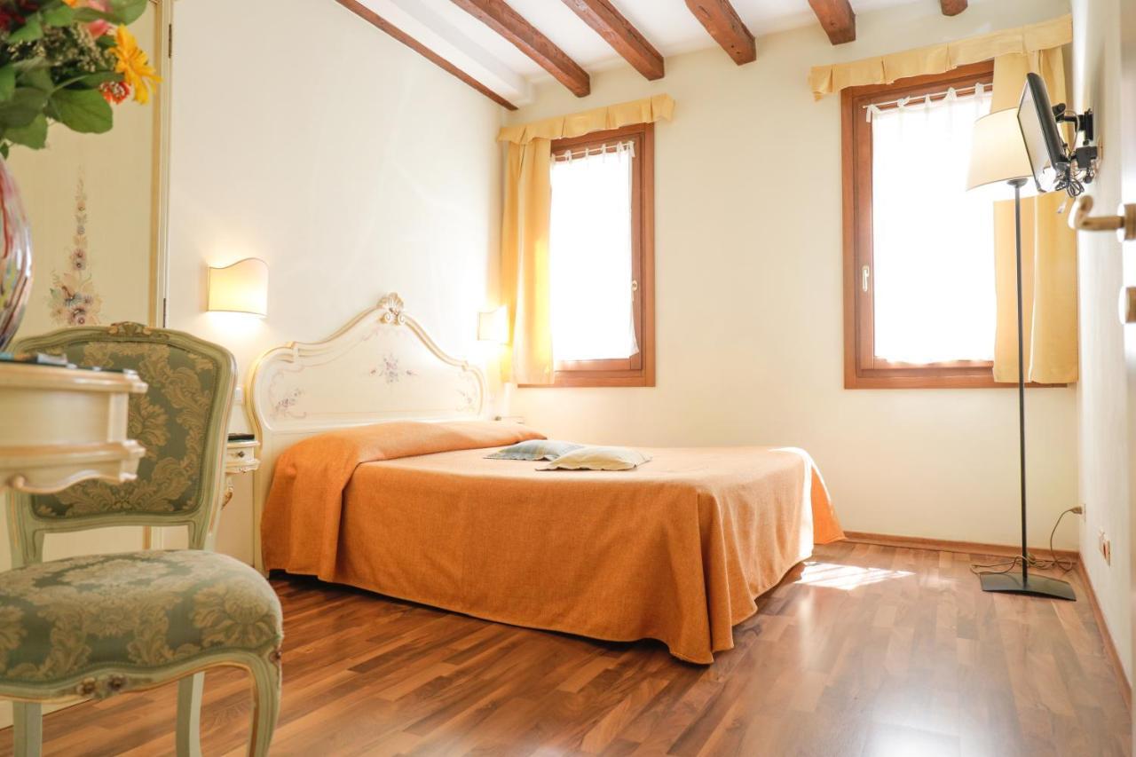 Casa Vacanze Angolo 'Sconto Venedig Exteriör bild