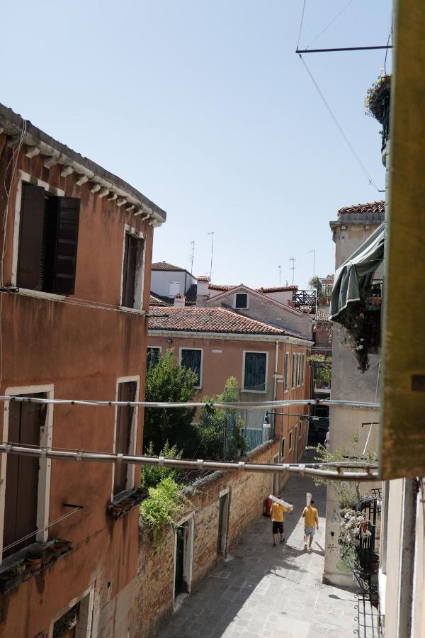 Casa Vacanze Angolo 'Sconto Venedig Exteriör bild