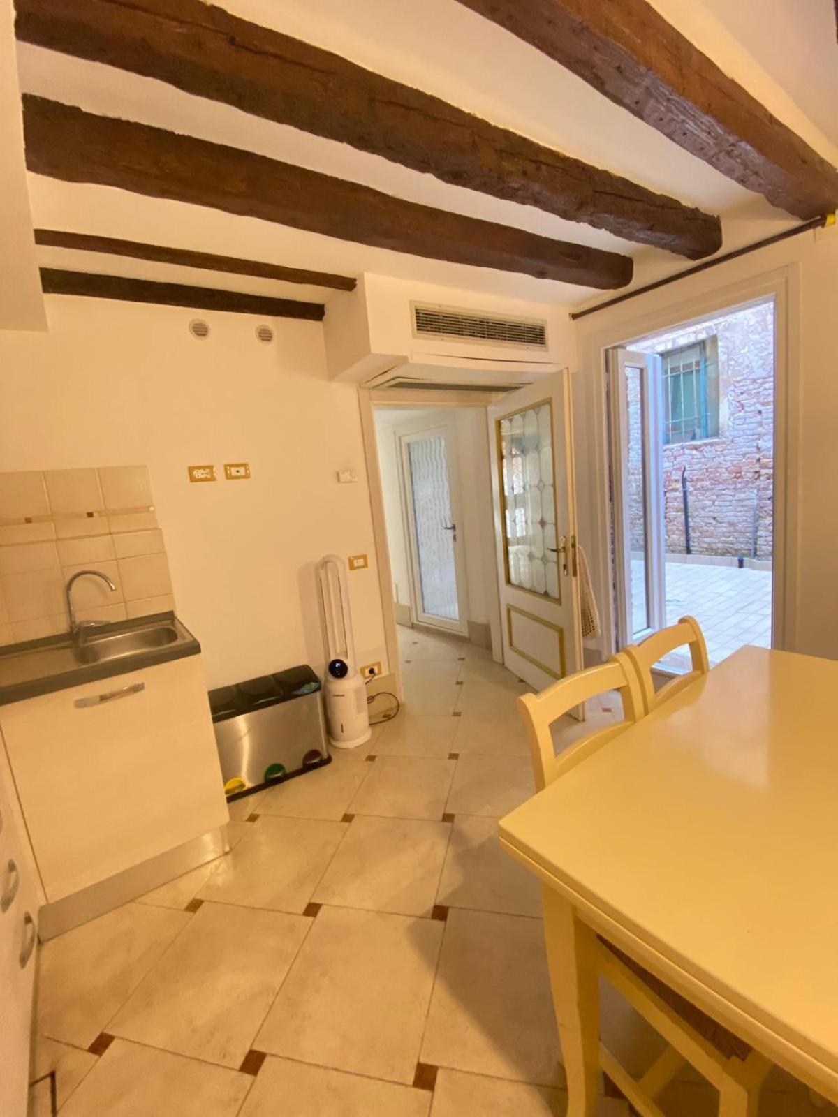 Casa Vacanze Angolo 'Sconto Venedig Exteriör bild