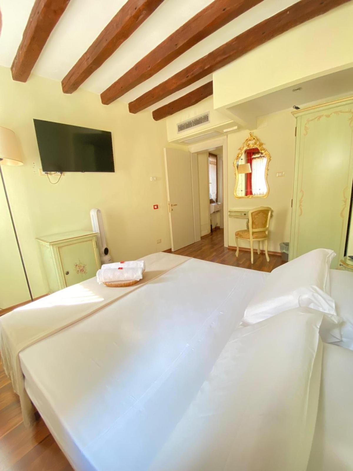 Casa Vacanze Angolo 'Sconto Venedig Exteriör bild