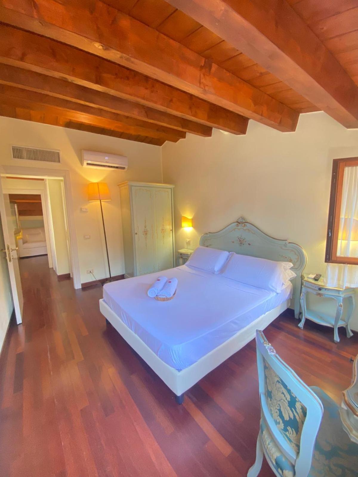 Casa Vacanze Angolo 'Sconto Venedig Exteriör bild