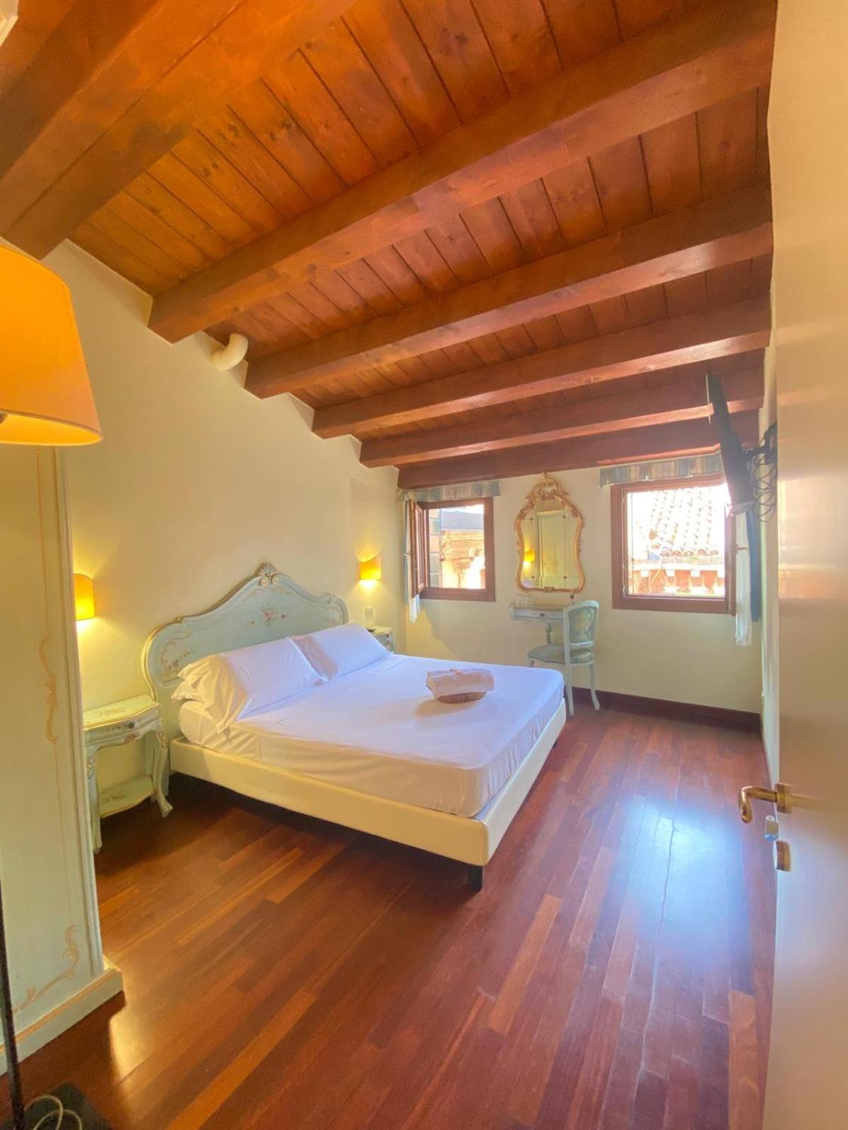 Casa Vacanze Angolo 'Sconto Venedig Exteriör bild