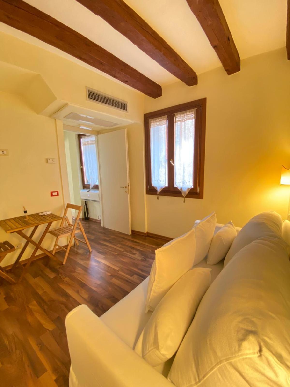 Casa Vacanze Angolo 'Sconto Venedig Exteriör bild