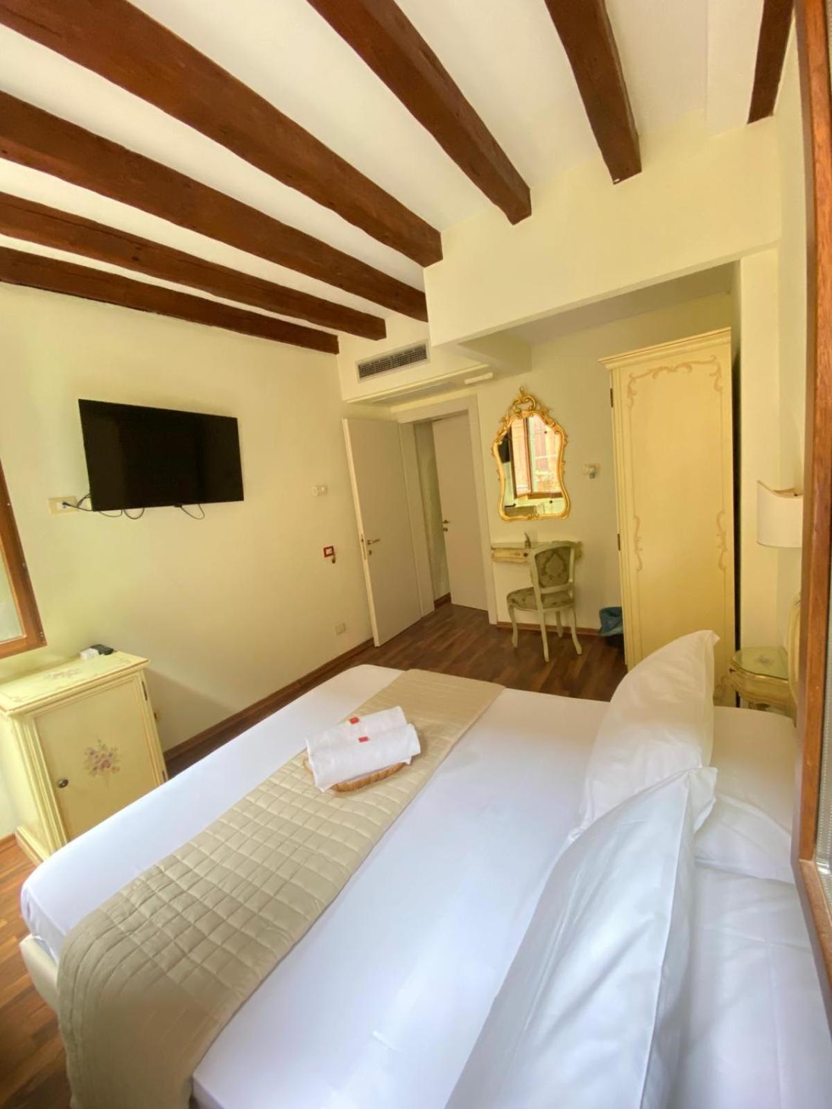 Casa Vacanze Angolo 'Sconto Venedig Exteriör bild